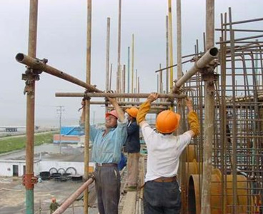 广告招牌脚手架搭建